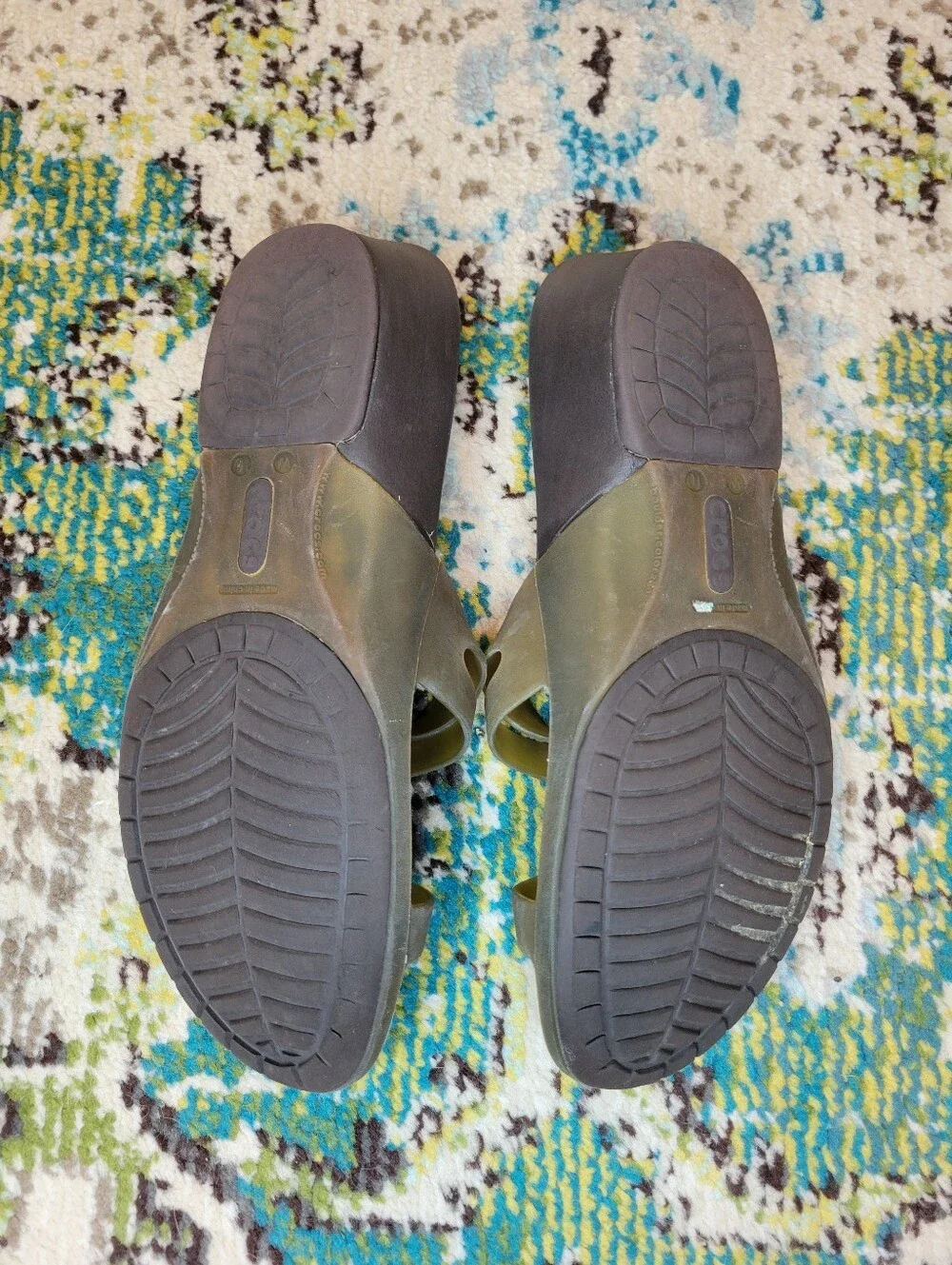 CROCS Carliana Strappy Comfortable Wedge Sandals, Size Womens 10